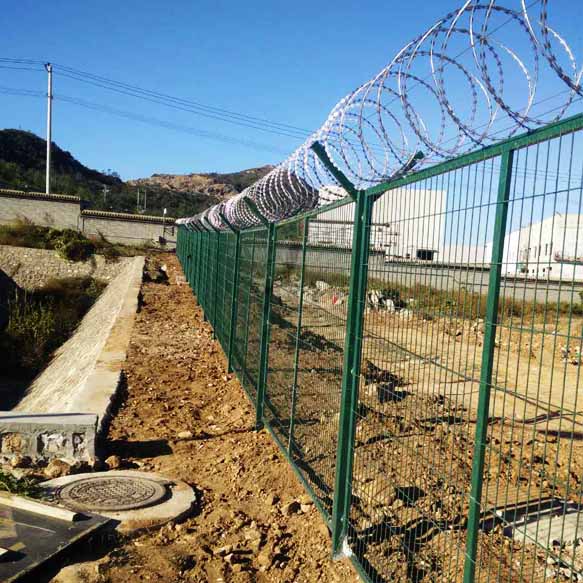 全封閉式監(jiān)獄防護(hù)網(wǎng)圖片2 全封閉式監(jiān)獄防護(hù)網(wǎng)圖片2