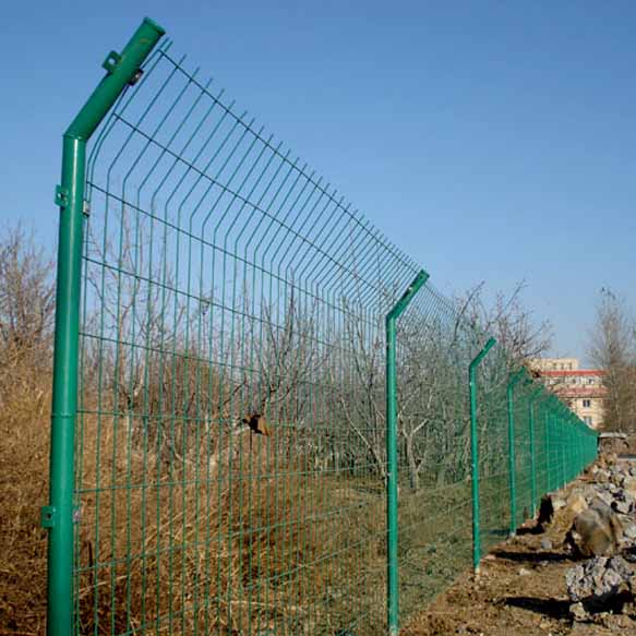 圍山鐵絲網(wǎng) 圈地護欄網(wǎng)廠家定做批發(fā)圖片1 圍山鐵絲網(wǎng) 圈地護欄網(wǎng)廠家定做批發(fā)圖片1