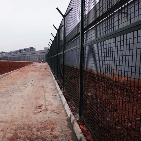 監獄圍墻加高網圖片1 監獄圍墻加高網圖片1