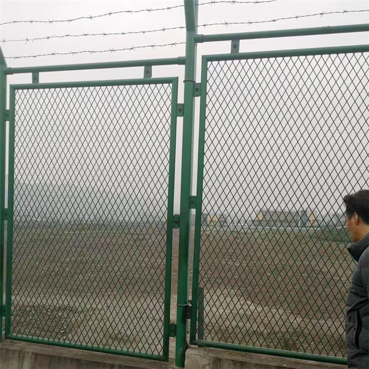 保稅區碼頭護欄網圖片3 保稅區碼頭護欄網圖片3