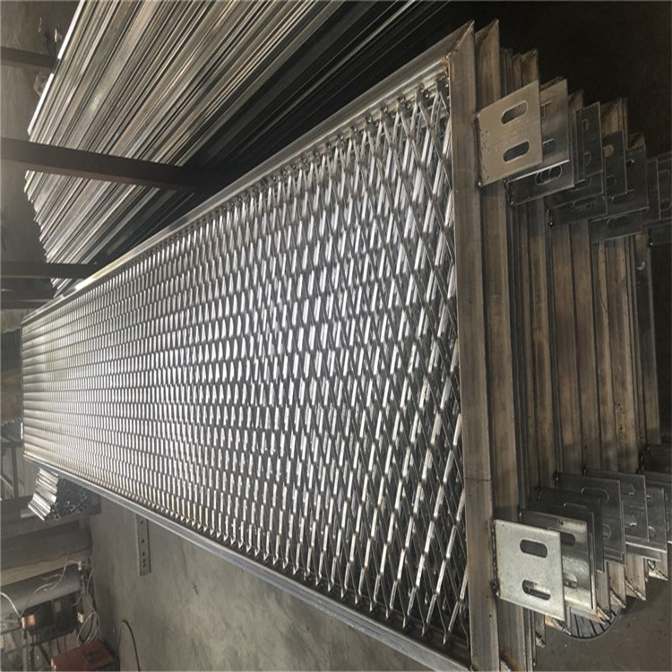 菱形孔護欄網圖片4 菱形孔護欄網圖片4