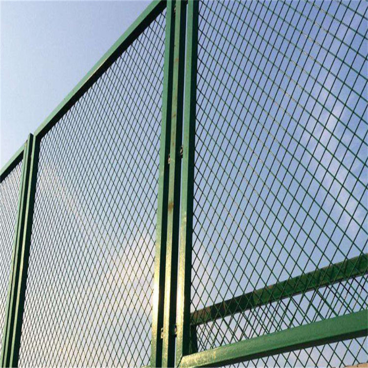 綠色浸塑防拋網圖片3 綠色浸塑防拋網圖片3