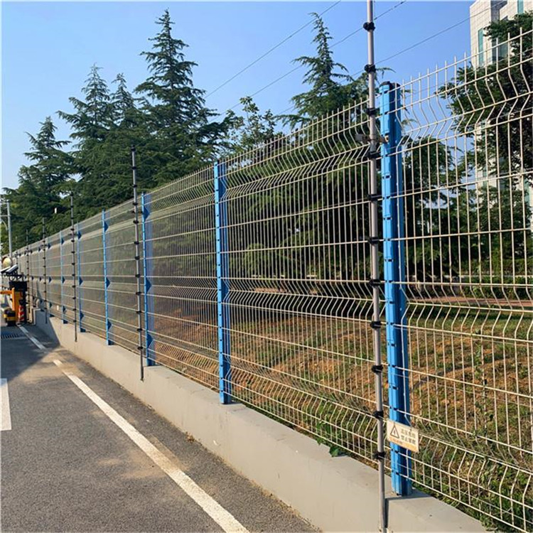 桃型柱道路護欄