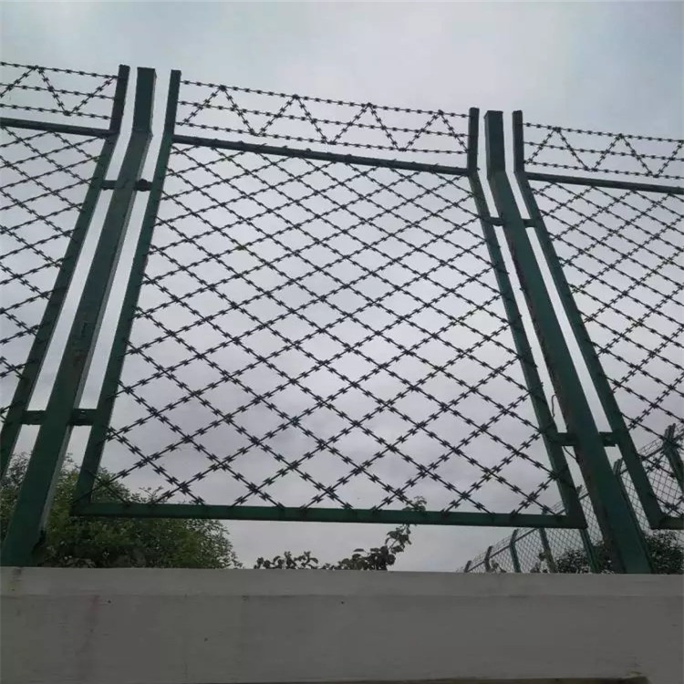 強制隔離戒毒所鋼網墻圖片3 強制隔離戒毒所鋼網墻圖片3