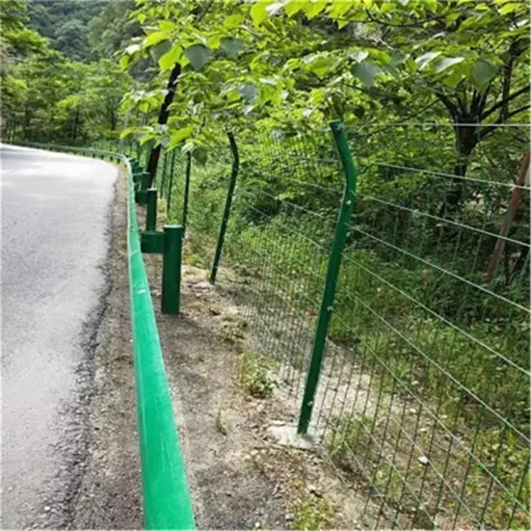 養殖圈地護欄網圖片3 養殖圈地護欄網圖片3