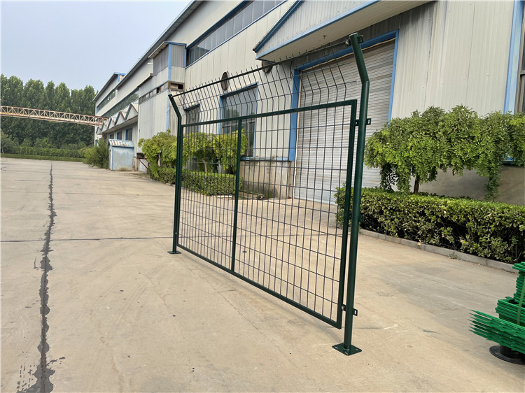 高速公路護欄網圖片3