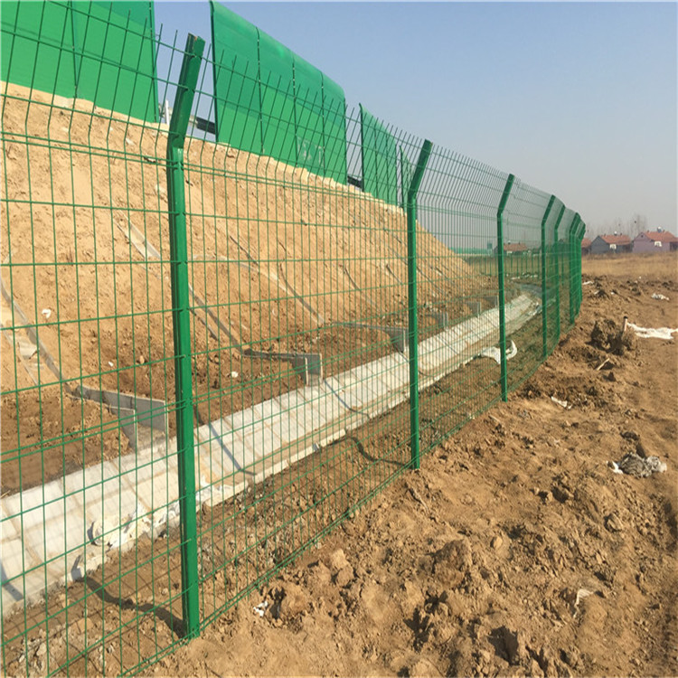 礦山圍欄網(wǎng)圖片2 礦山圍欄網(wǎng)圖片2