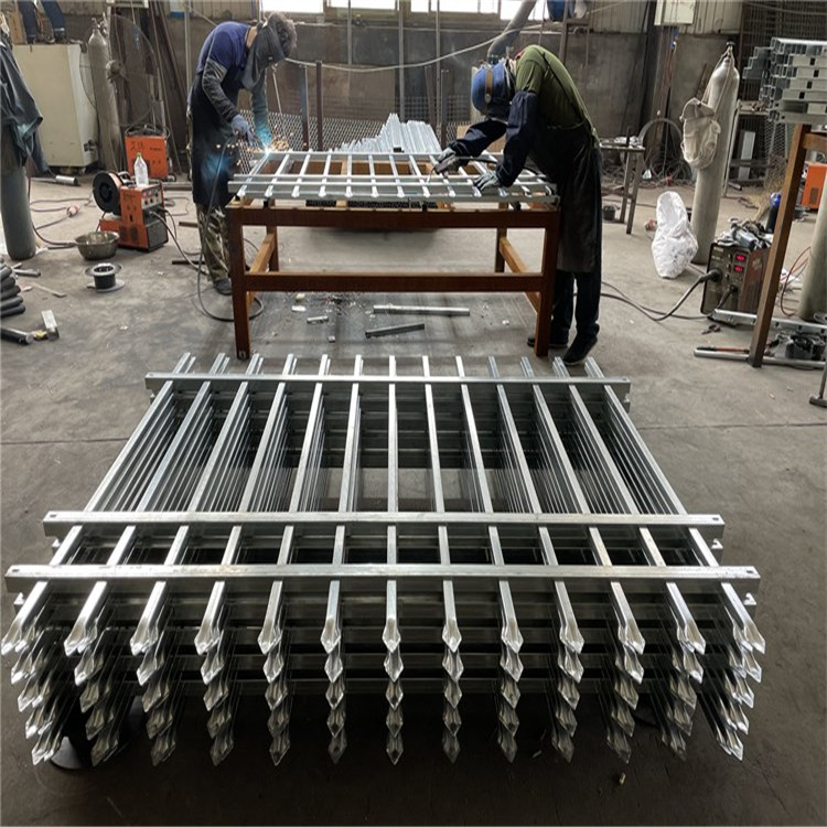 學校鐵藝圍欄圖片1 學校鐵藝圍欄圖片1