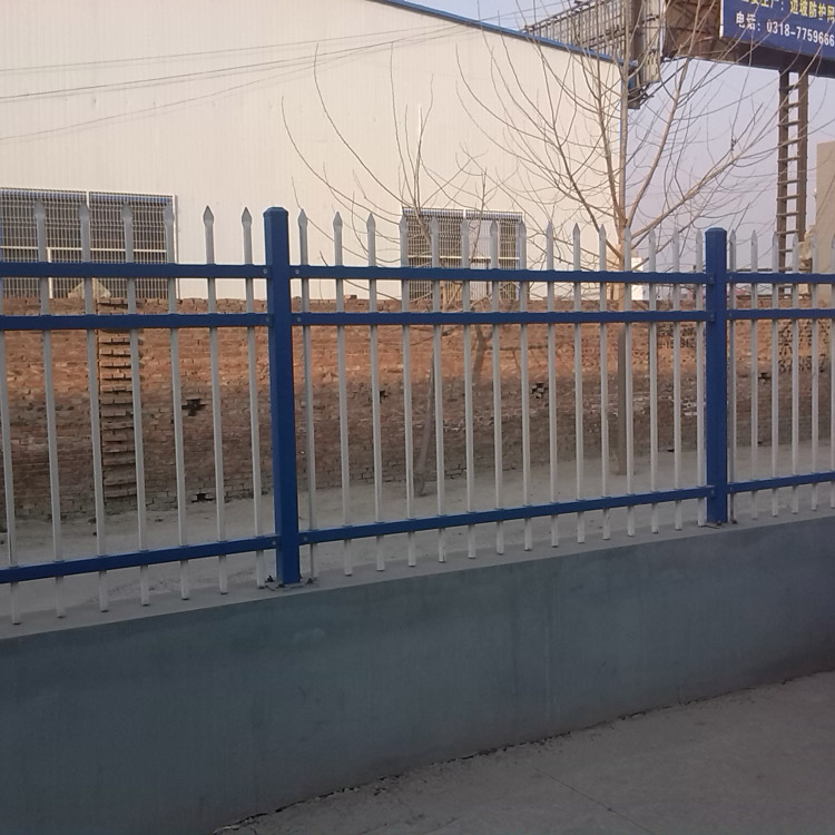 學校鐵藝圍欄圖片3 學校鐵藝圍欄圖片3